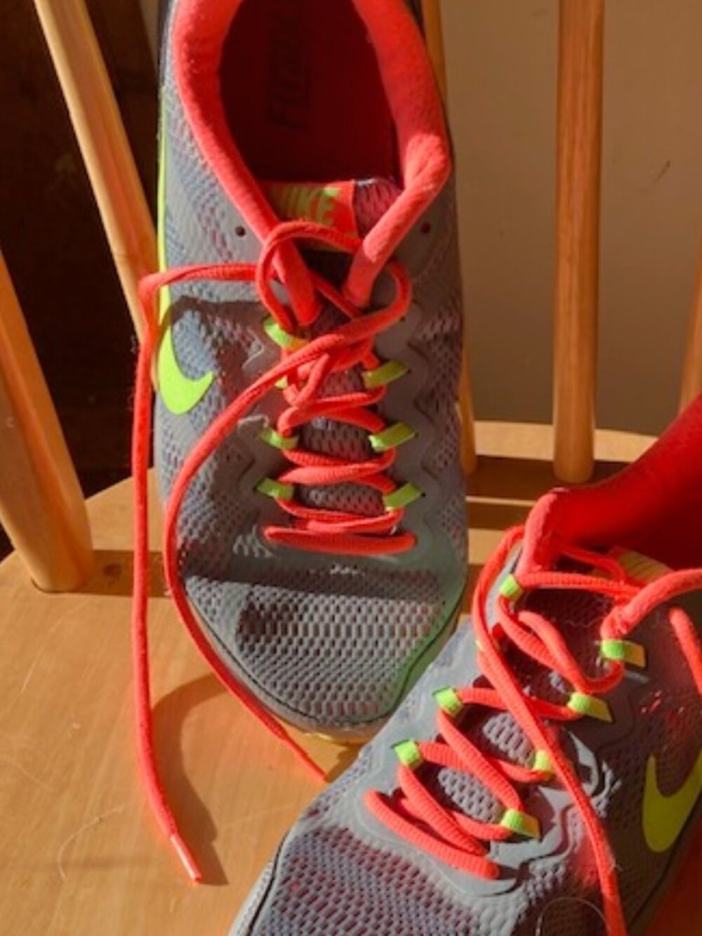 Nike Women's Dual Fusion Run 3 Gray/Coral/Green Running Shoes Sneakers Size 9.5